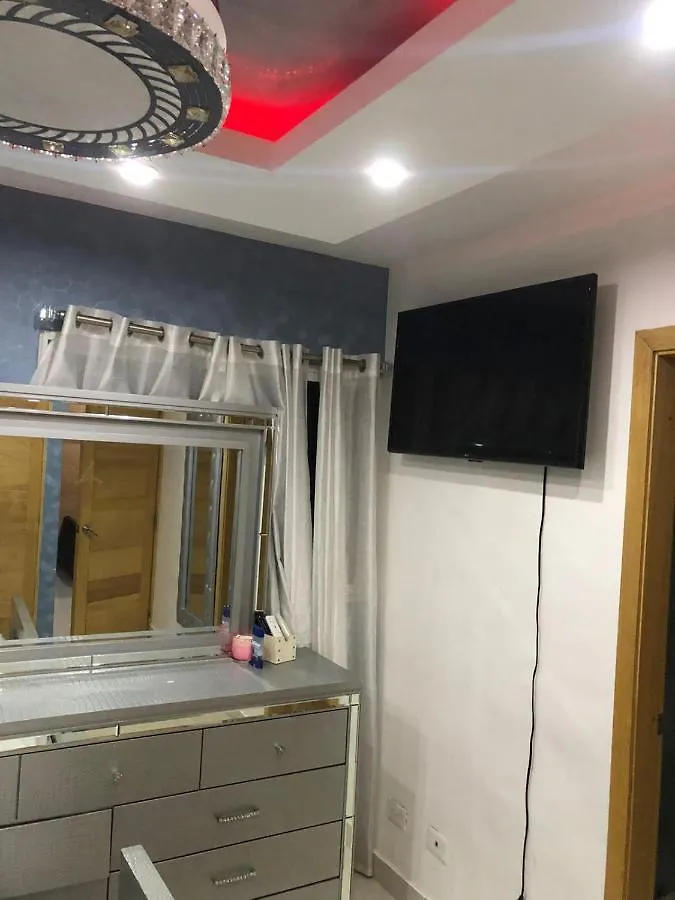 Airbnb Avenida Espana 0*, La Viva